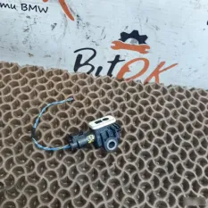 Датчик удара в стойке BMW 1
