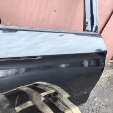 Дверь BMW X1