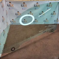 Стекло двери BMW 4