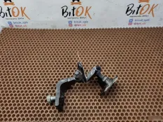 Петли двери BMW 5