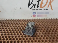 Форсунка омывателя лобового стекла BMW X1