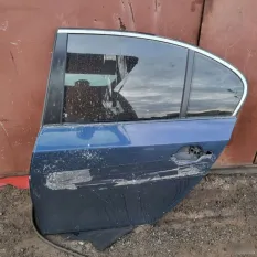 Дверь BMW 5
