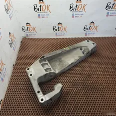 Кронштейн КПП BMW X3
