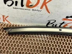 Накладка стекла двери BMW 7