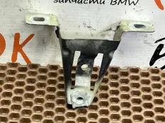 Кронштейн крыла BMW 7