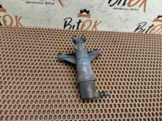 Форсунка омывателя фар BMW 5