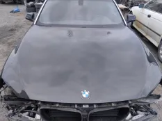 Капот BMW 7