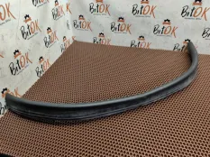 Уплотнительная резинка капота BMW 5
