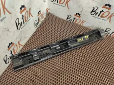 Кронштейн порога BMW X1