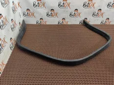 Уплотнительная резинка капота BMW X1