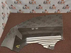 Стекло двери BMW X3