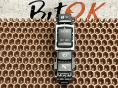 Блок кнопок в центральной консоли BMW 3
