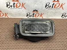 Лючок бака BMW 7