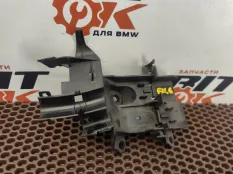 Кронштейн проводки двигателя BMW 5