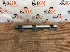 Кронштейн порога BMW 1