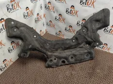 Шумоизоляция двигателя BMW 5