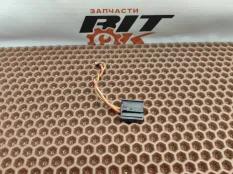 Разъем НЧ-динамика BMW 5