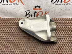 Кронштейн двигателя BMW 1