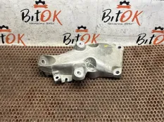 Кронштейн двигателя BMW 3