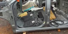 Порог со стойкой левый Chevrolet Silverado