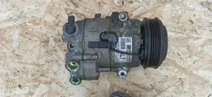 Компрессор кондиционера Opel Zafira