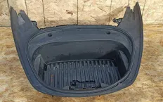 Ящик переднего багажника Tesla Model 3