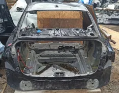 Задняя часть кузова VOLVO S90