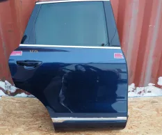 Дверь задняя правая Volkswagen TOUAREG