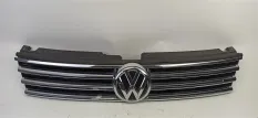 Решетка радиатора Volkswagen TOUAREG