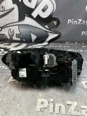 Передние фары BMW X3 M40I