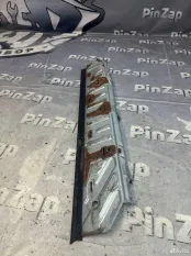 Подножка правая Mercedes W447