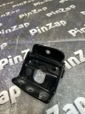 Петля крышки багажника правая Mercedes W447
