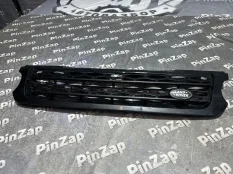 Решетка радиатора передняя Range Rover L494