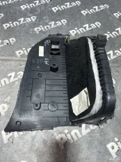 Обшивка колесной арки правая Range Rover L494