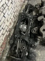 Задний подрамник в сборе Range Rover Velar