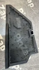 Водосток капота правый Range Rover Velar L560