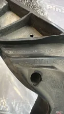 Уплотнитель капота Range Rover L405