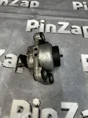 Опора двигателя левая Рендж Ровер Л405 дорест