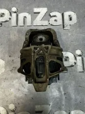 Подушка двигателя левая Volkswagen Touareg 3