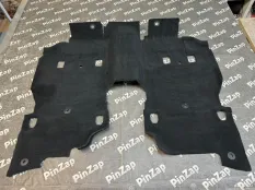 Пол салона Jeep Wrangler JL