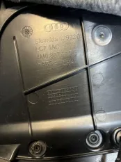 Обшивка двери Audi Q7 4m задняя левая