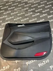 Обшивка двери передняя правая Hyundai Tucson 3 TL