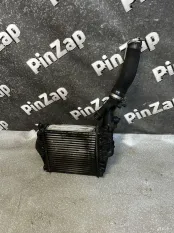 Интеркулер передний левый Audi SQ7 4M