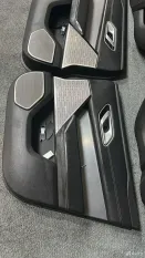Дверные карты Range Rover Velar L560