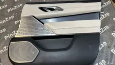 Дверная карта передняя правая Range Rover Velar
