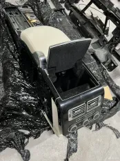 Подлокотнил LR Range Rover 4 l405 long