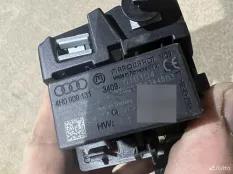Блок иммобилайзера Audi A8