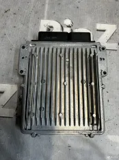 Блок управления двигателем Land Rover Vogue 4