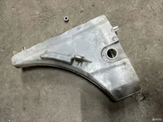 Бачок омывателя Audi Q7 4M