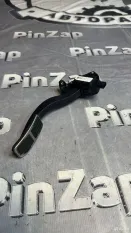 Педаль газа Рендж Ровер Велар Л560